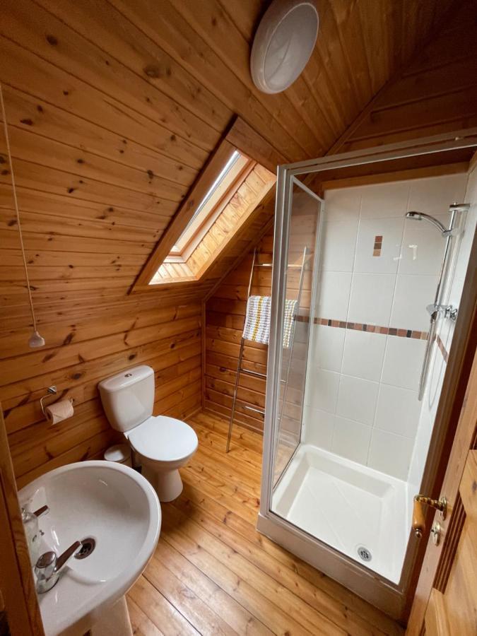 Luxury 3 Bedroom, 3 Bathroom Lodge With Hot Tub Llanbedr  Exterior photo