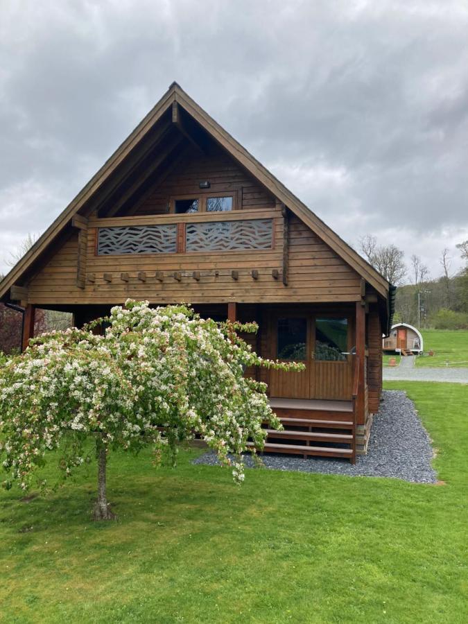 Luxury 3 Bedroom, 3 Bathroom Lodge With Hot Tub Llanbedr  Exterior photo