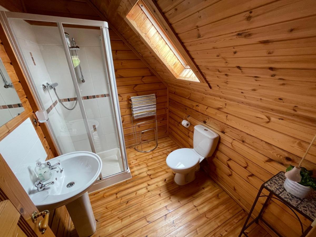 Luxury 3 Bedroom, 3 Bathroom Lodge With Hot Tub Llanbedr  Exterior photo